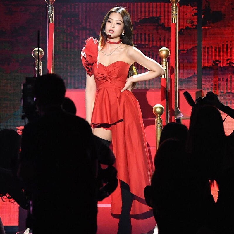 Showstopper Red Dress: Captivating Stage Elegance